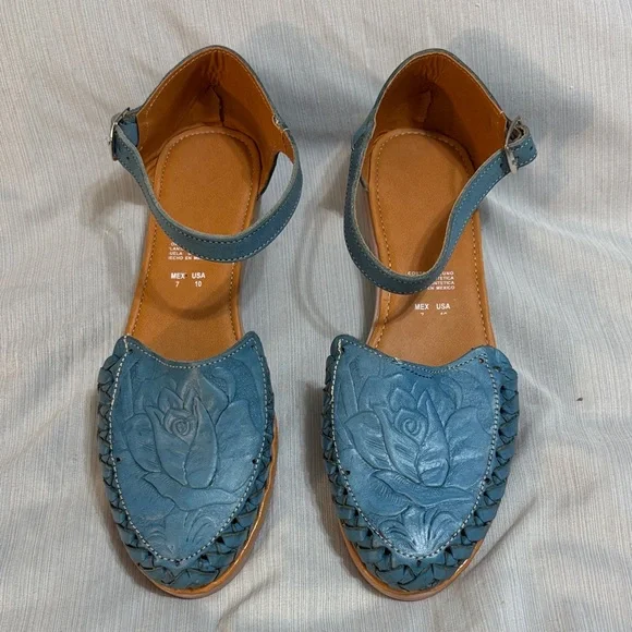 Huarache Sandal - Boho - Mexican Style - Crepe
Handmade - Picture 1 of 4